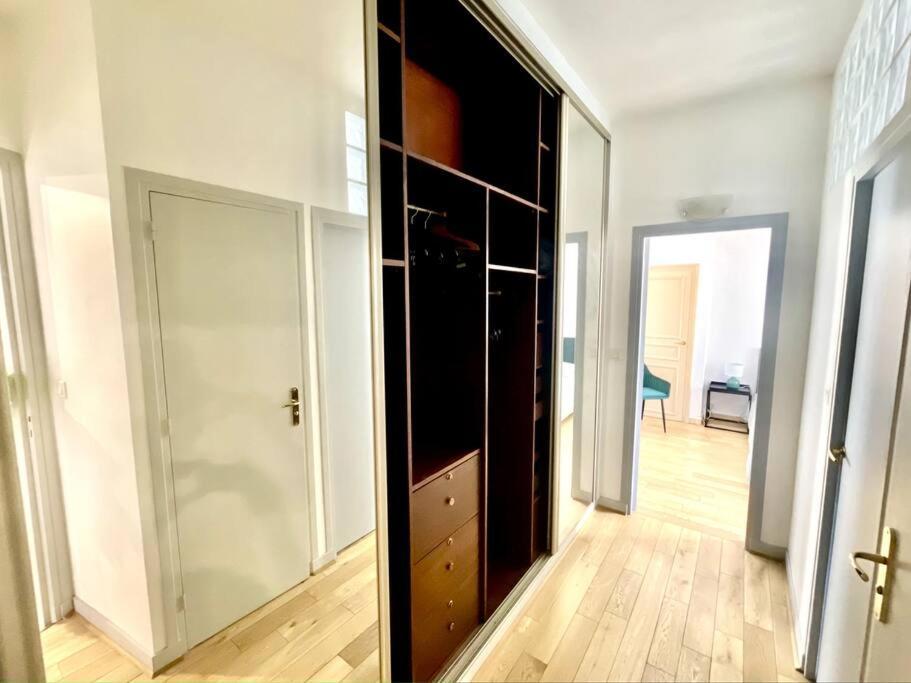 Gustave - Charming Eiffel Tower Appartement - Paryż Zewnętrze zdjęcie