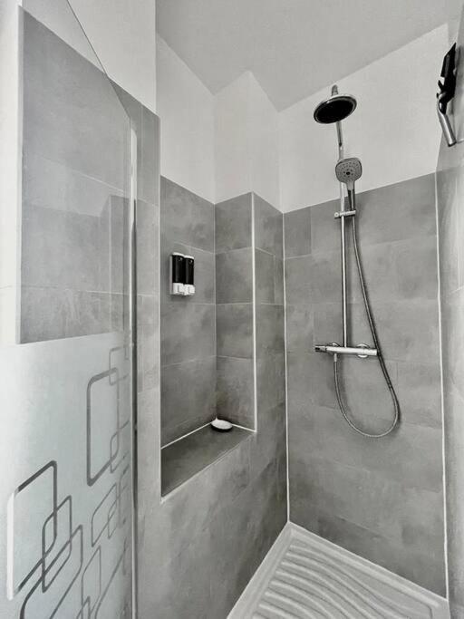 Gustave - Charming Eiffel Tower Appartement - Paryż Zewnętrze zdjęcie